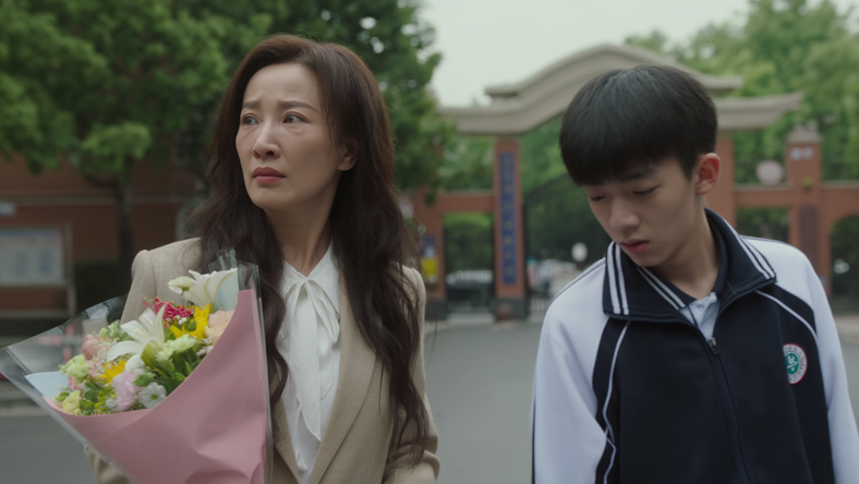 给不起上万高考奖励,这届父母“不配生孩子”?